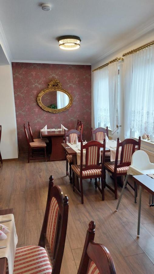 Hotel & Restaurant Lindengarten Lübben Extérieur photo